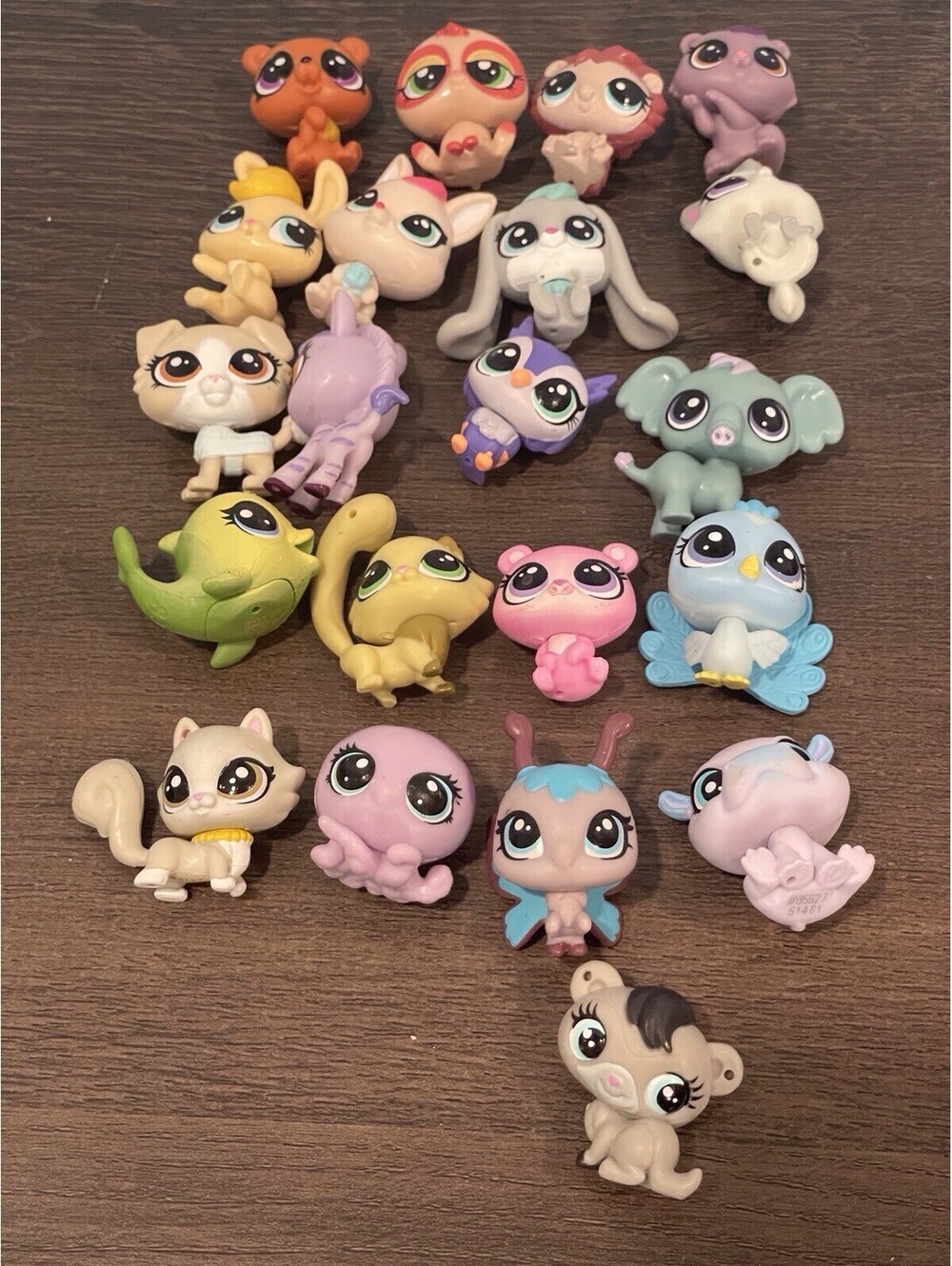 Littlest Pet Shop LPS Figures Lot Of 44 Includes 23 2” & 21 Of The 1” Figures